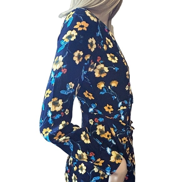 ASTR Nordstroms Vivid Floral Dress Asymmetrical Hemline Long Sleeve Versatile - Picture 10 of 16